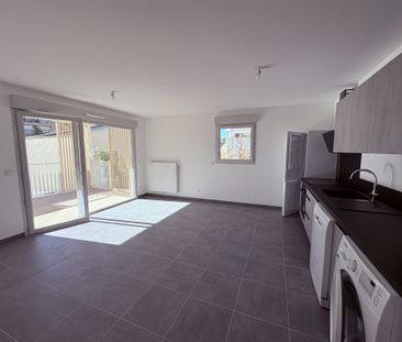 Location Appartement 3 pièces 64m² VENCE 06140 - Photo 3