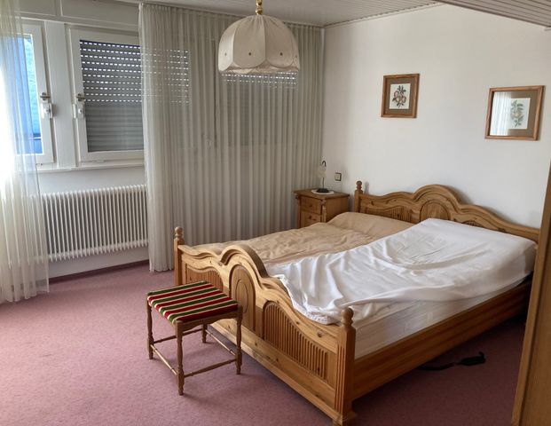 Großes Einfamilienhaus in Ortsrandlage zu vermieten - Erwitte - Photo 1