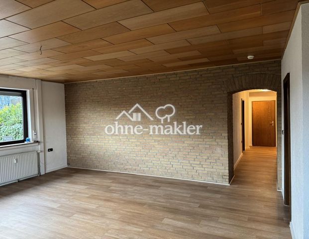 Große EG Wohnung im Grünen mit privater Terrasse und eigenem Garten im 2 FH - Foto 1