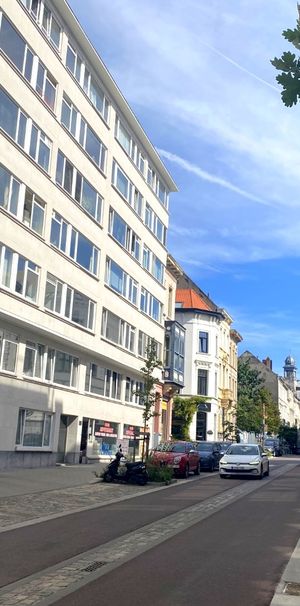 - GENT - Karaktervol appartement met twee slaapkamers en bureau - Foto 1