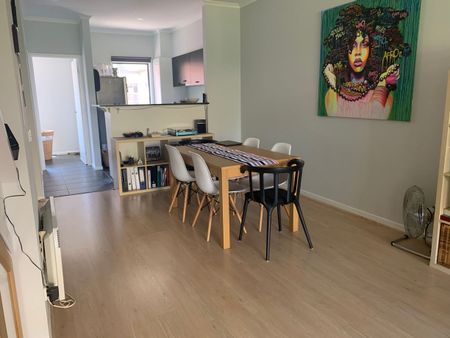 3 Bedroom Townhouse - Photo 2