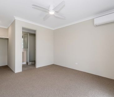 MODERN COASTAL LIVING – STYLISH 4x2 HOME IN PRIME YANCHEP LOCATION - Photo 3