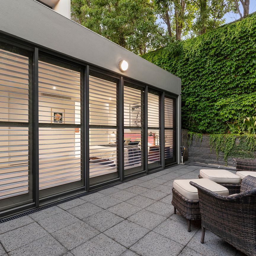 1/245 Kooyong Road, Toorak VIC 3142 - Apartment For Rent | Domain - Photo 1