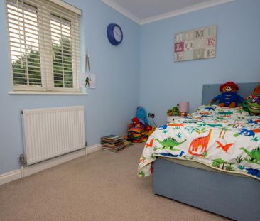 3 bedroom detached house to rent - Photo 6