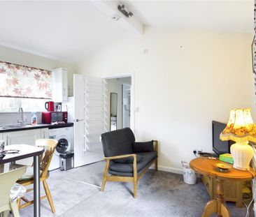 1 bedroom bungalow to rent - Photo 1