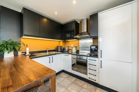 2 Bed Flat, Southwark Bridge Road, SE1 - Photo 5