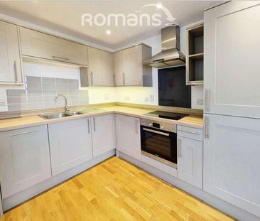 Sumner House, Mendy Street, High Wycombe, HP11 - Photo 2
