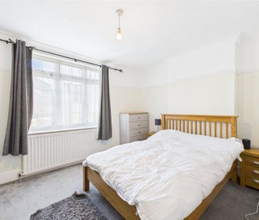 2 bedroom semi-detached house to rent - Photo 4