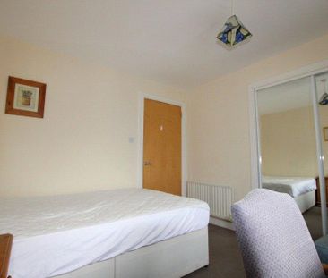 2 bedroom apartment to rent - Photo 6