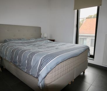 Knus appartement met 2 slaapkamers, terras en garage! - Foto 2