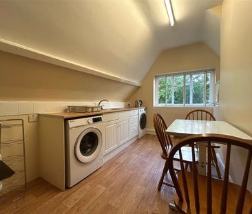 Upper Gordon Road, Camberley, Surrey, GU15 2HJ - Photo 4