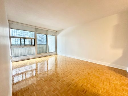 For Lease - 33 Isabella Street Unit# 2110, Toronto, Ontario - Photo 2