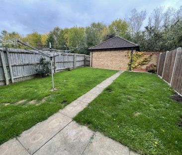 3 bedroom terraced house to rent - Photo 5