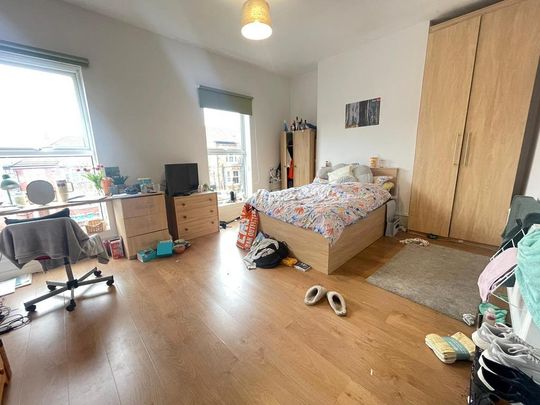 5 bedroom penthouse to rent - Photo 1