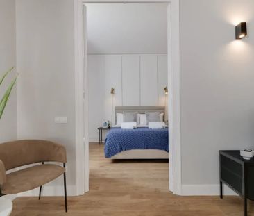 Carrer de Sepúlveda, Barcelona, Catalonia 08015 - Photo 5