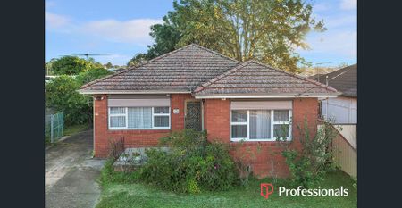 House for rent in Cabramatta - Photo 2