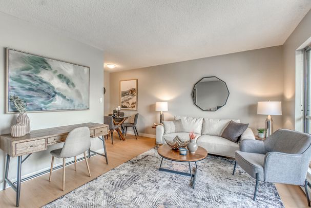 742 Kingsmere Crescent SW, Calgary - Photo 1