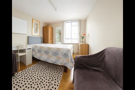 5 Bed Flat, Upper York Street, BS2 - Photo 4