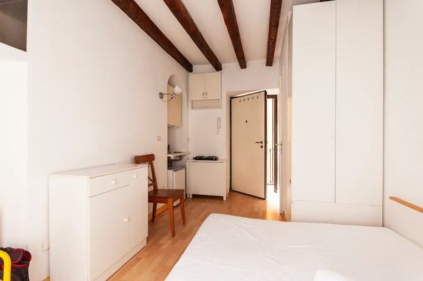 Via Felice Casati, Milan, Lombardy 20124 - Photo 1