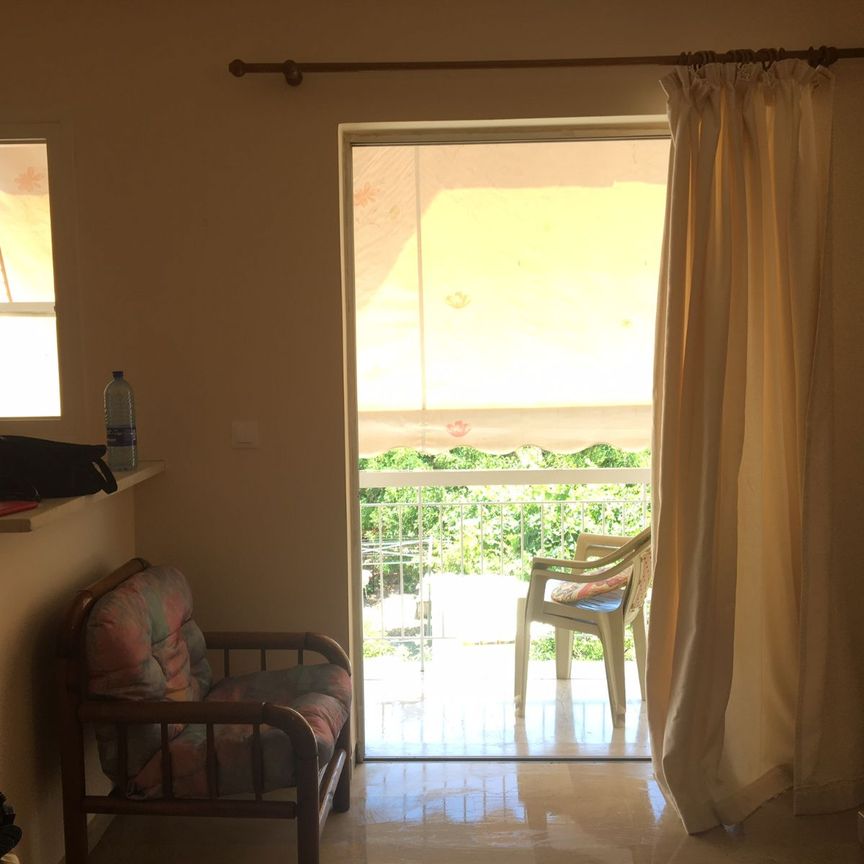 Studio/Γκαρσονιέρα για ενοικίαση - Ξυλόκαστρο, - Φωτογραφία 1