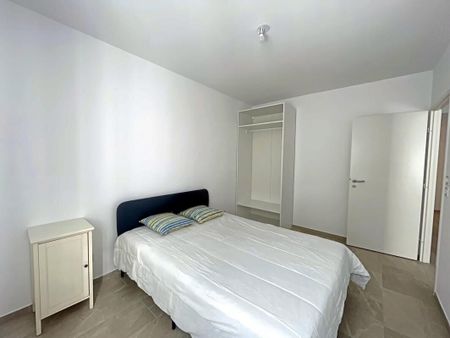 Appartement 2 pièces 43m2 MARSEILLE 8EME 1 180 euros - Photo 5