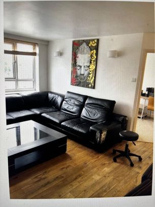 2 Bed Flat, Pharamond, NW2 - Photo 1