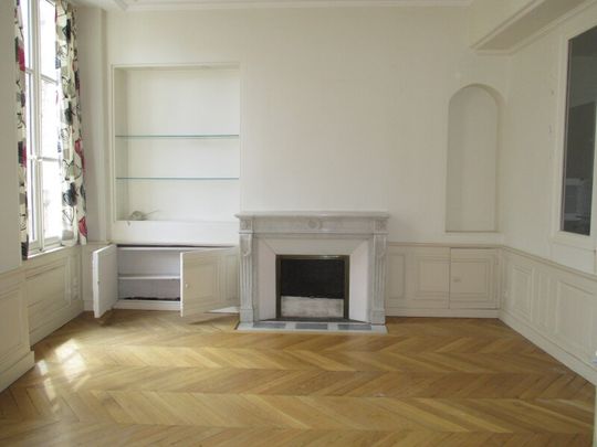 Location Appartement 4 pièces 94m² ORLEANS 45000 - Photo 1