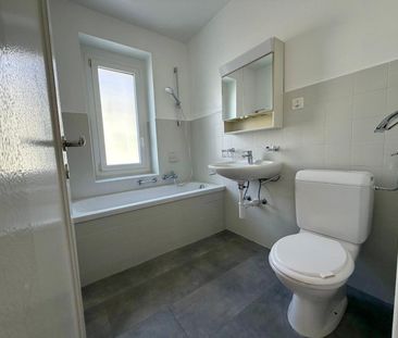 Ravissant appartement de 3 pièces avec un balcon - Photo 5