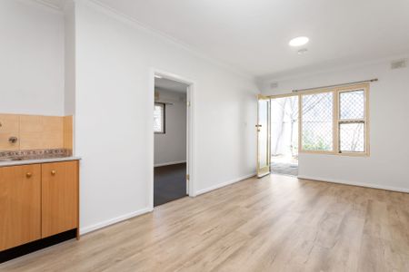 Quiet and comfortable city fringe 1 bedroom unit - Photo 5