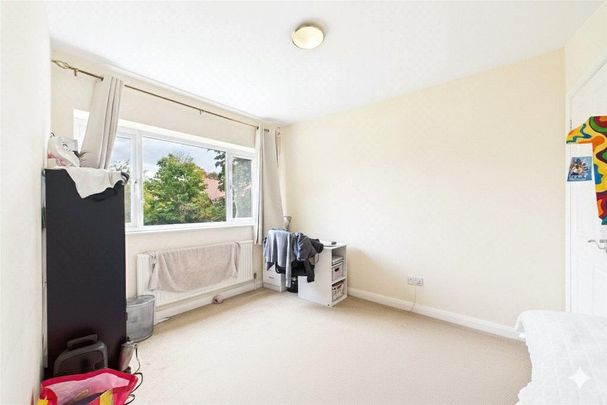 3 bedroom apartment to rent - Photo 1