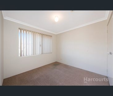 30 Kumarina Drive, Secret Harbour, WA 6173 - Photo 2