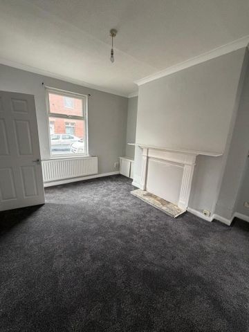 3 bedroom terraced house to rent - Photo 3