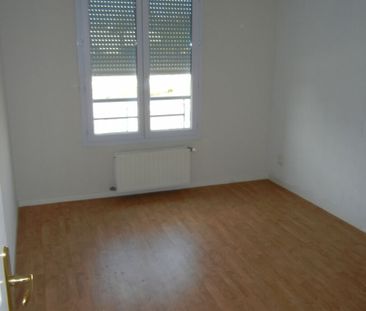 Location Appartement 4 pièces 79m² - Photo 2
