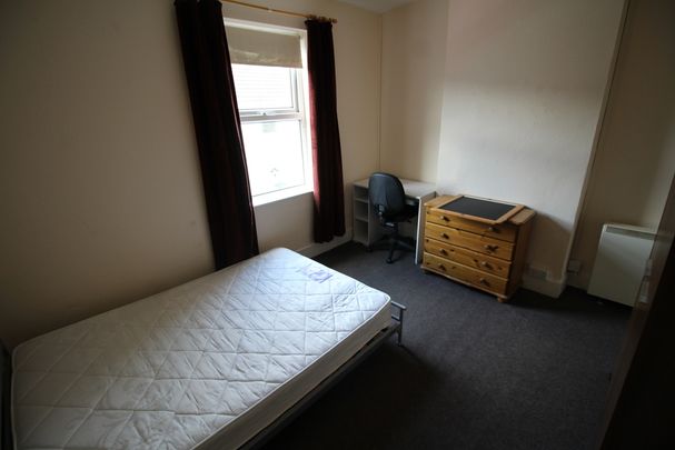 4 Bed Student Accommodation - Photo 1