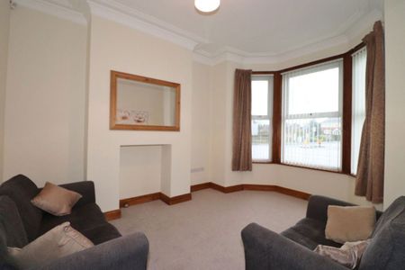Terraced House in Warwick Road, Carlisle - Photo 2