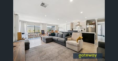 FABULOUS NEIGHBOURHOOD - Photo 5