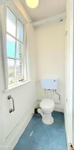 50, Bushey Grove Road, BUSHEY, Property for rent - Photo 2