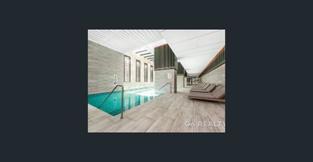 Beautiful North Facing Apartment With Car Park ! - Photo 2