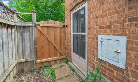 For Lease - 378 Martin Street, Milton, Ontario - Photo 4