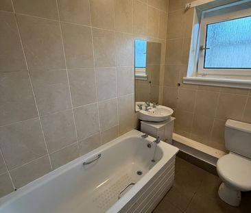 2 Bed Flat, Brownhill Road, G43 - Photo 6
