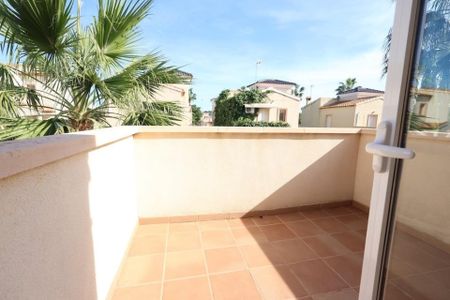 Alquiler temporada larga . El Raso - Photo 2