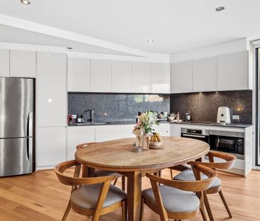 3/43 Hampton Circuit, Yarralumla ACT 2600 - Apartment For Rent | Do... - Photo 2