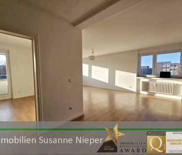 Sonnenverwöhntes Zuhause mit Weitblick & Balkon - Wuppertal Vohwink... - Photo 2