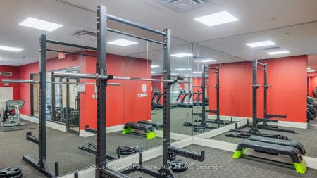 9225 Jane Street #607 - Photo 3