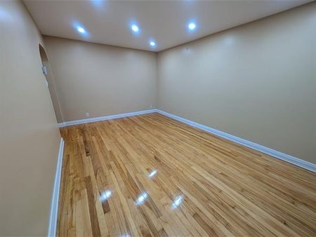 9112 Av. de l'Esplanade - Photo 3