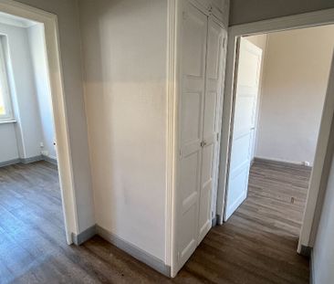 Location Appartement 2 pièces 43m² - Photo 6