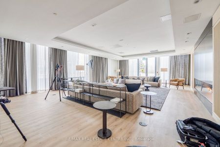 For Lease - 225 Veterans Drive Unit# 1207, Brampton, Ontario - Photo 3