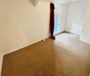 Middle Row, Blaenllechau, Ferndale, CF43 - Photo 6