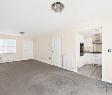 3 bedroom detached house to rent - Photo 2