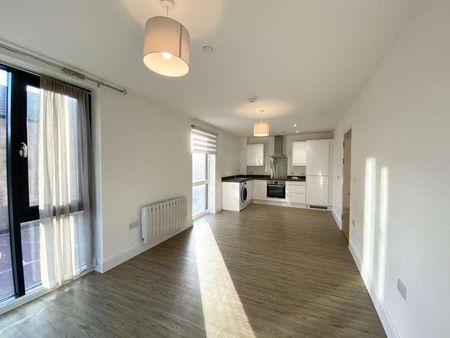 Schooner Drive, Cardiff, CF10 - Photo 2